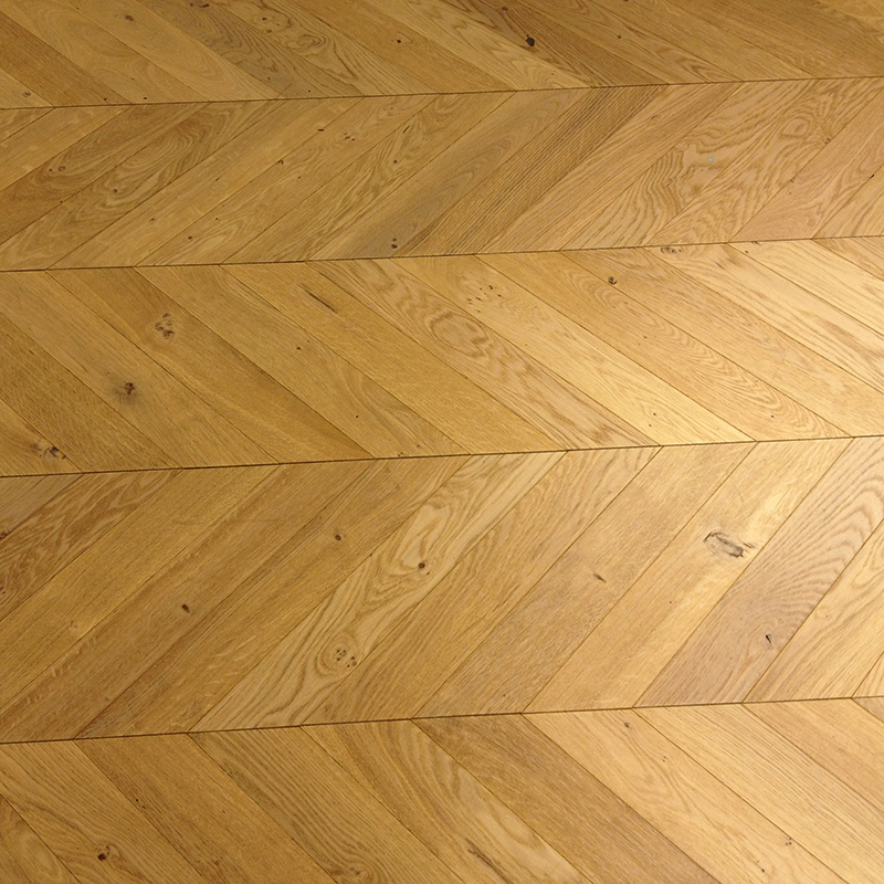 6.Point de hongrie oak flooring