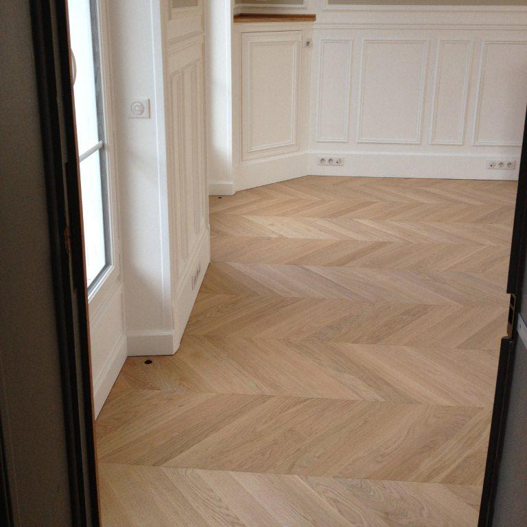 Chevron Flooring 500x90x20mm white oiles