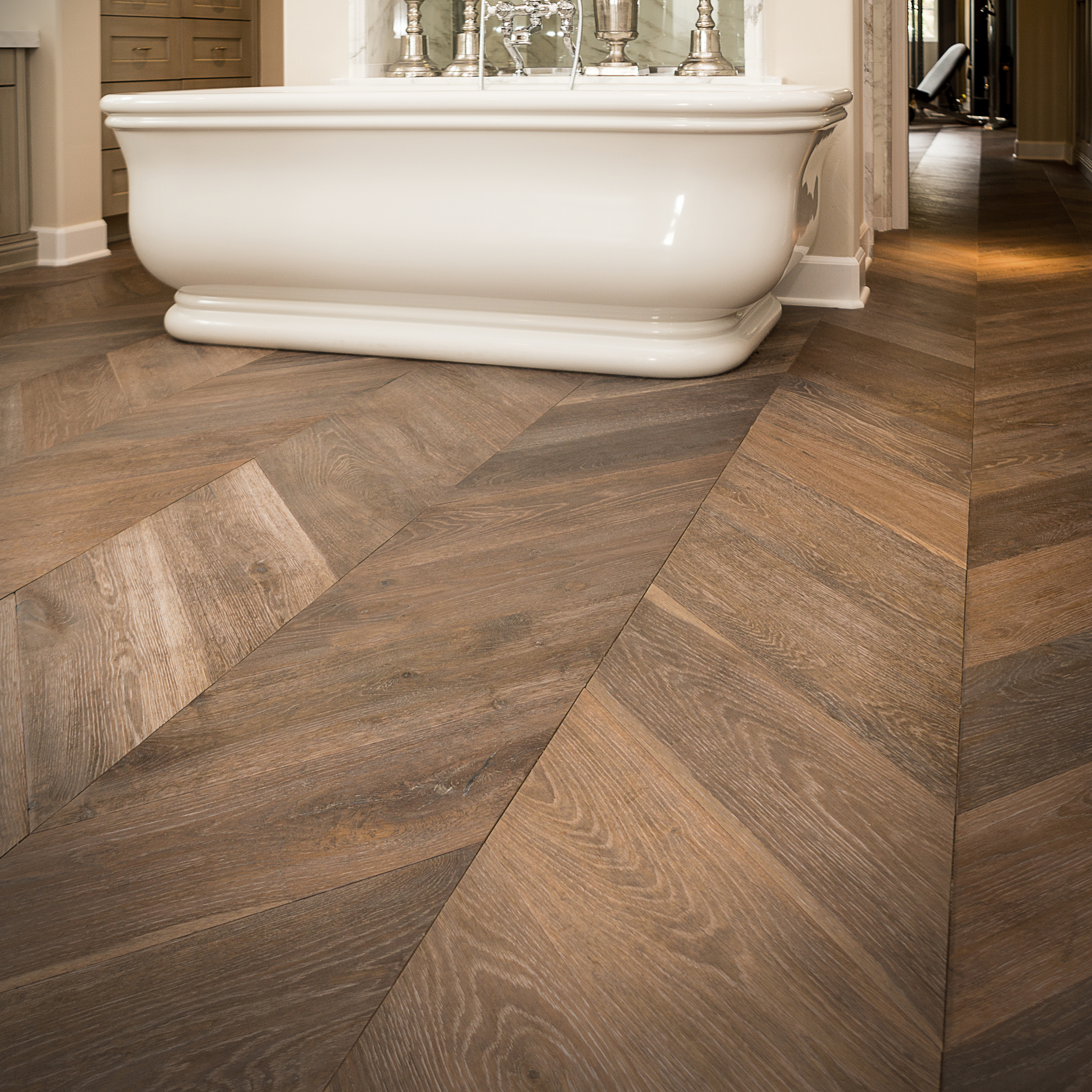 Chevron Flooring 600x120x15mm grey antique