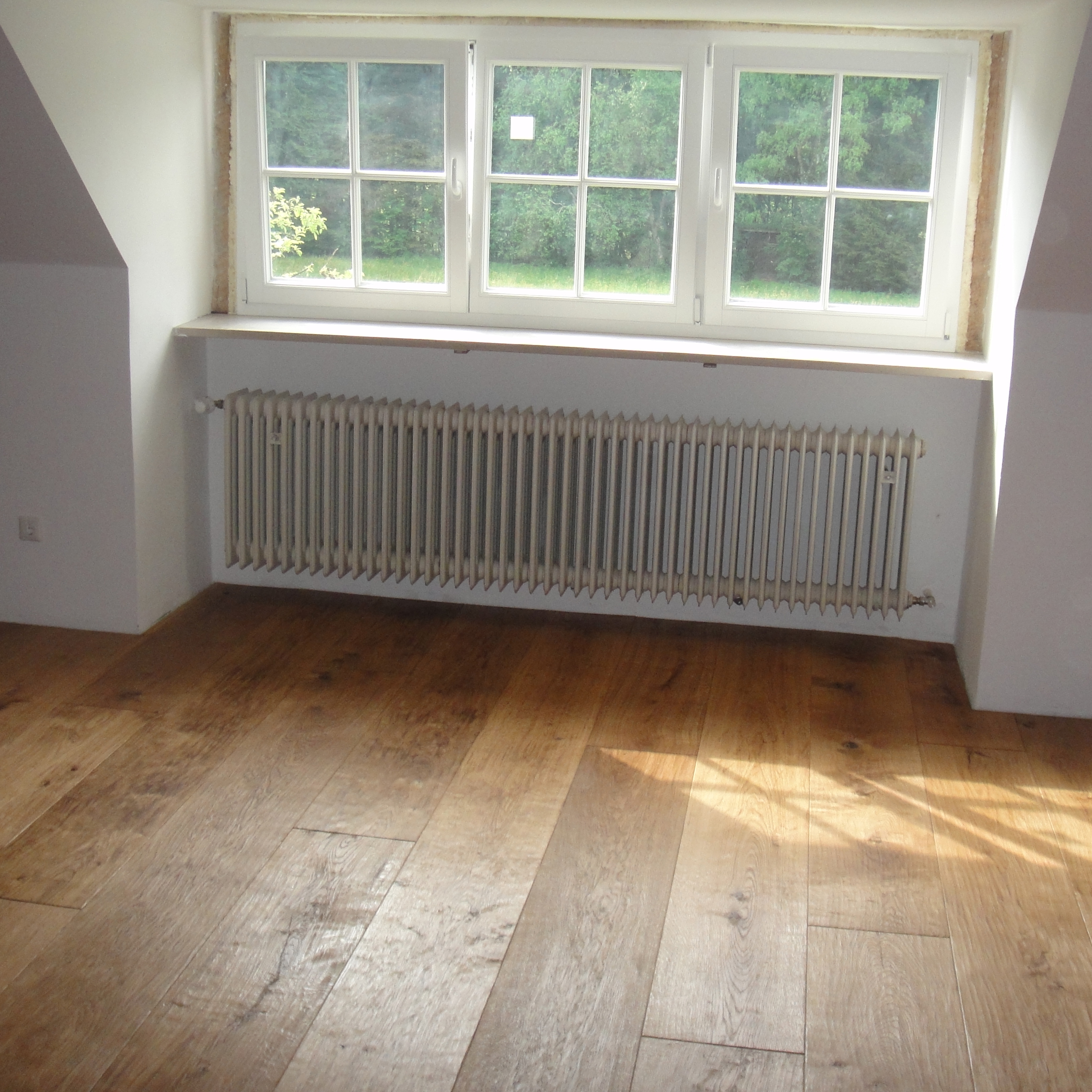 1.Oak hand scraped floor Munchen